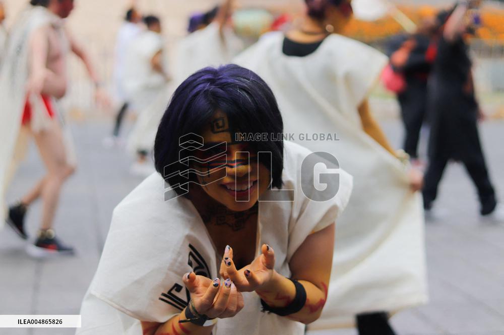 Annual Dia de Muertos Parade - Mexico City