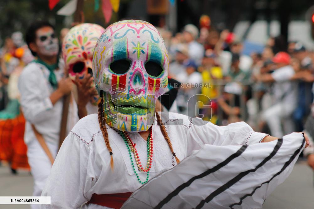 Annual Dia de Muertos Parade - Mexico City