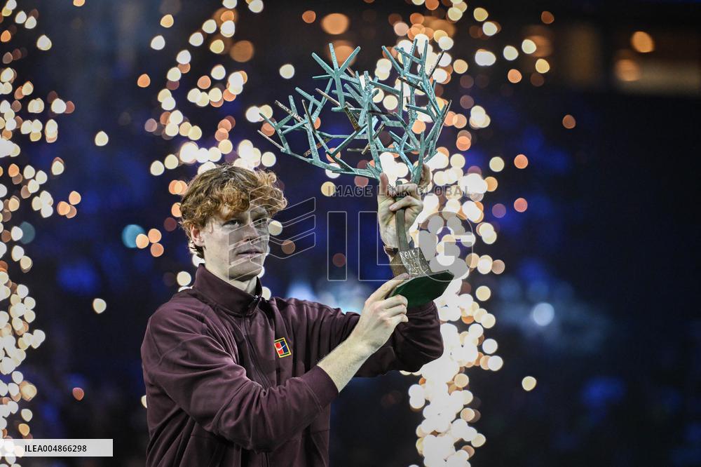 Jannik Sinner celebrates victory at Rolex Paris Masters 2025 in Paris FA