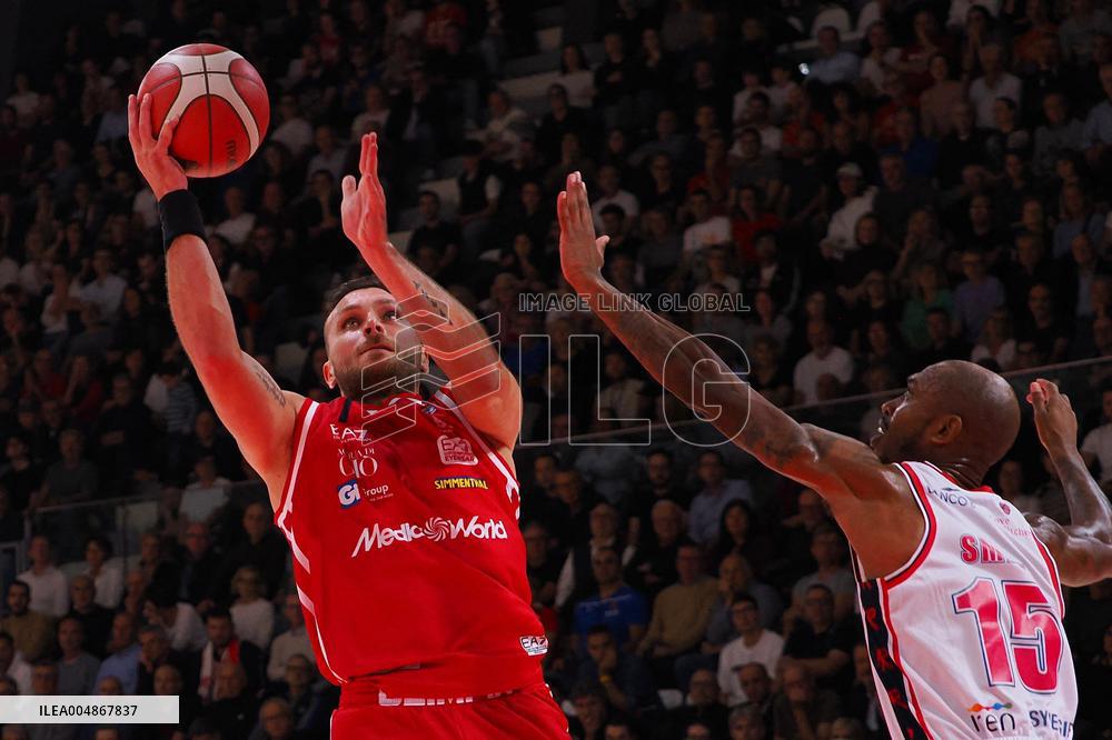 BASKET - Serie A - Una Hotels Reggio Emilia vs EA7 Emporio Armani Milano