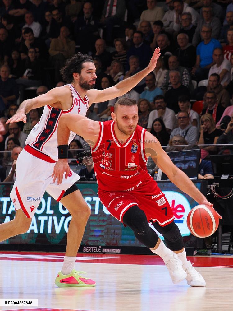 BASKET - Serie A - Una Hotels Reggio Emilia vs EA7 Emporio Armani Milano