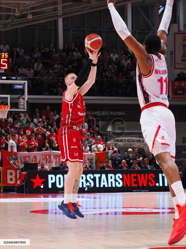 BASKET - Serie A - Una Hotels Reggio Emilia vs EA7 Emporio Armani Milano