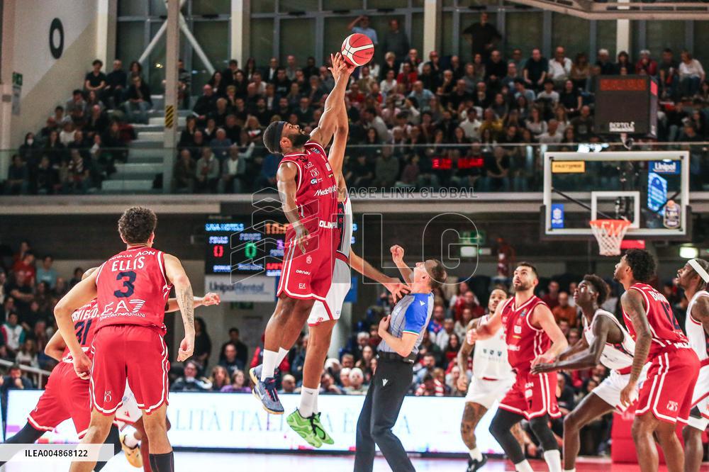 BASKET - Serie A - Una Hotels Reggio Emilia vs EA7 Emporio Armani Milano