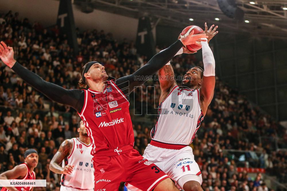 BASKET - Serie A - Una Hotels Reggio Emilia vs EA7 Emporio Armani Milano