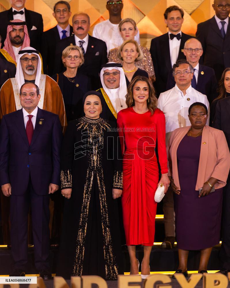 Queen Rania of Jordan Attends Opening of Grand Egyptian Museum - Cairo