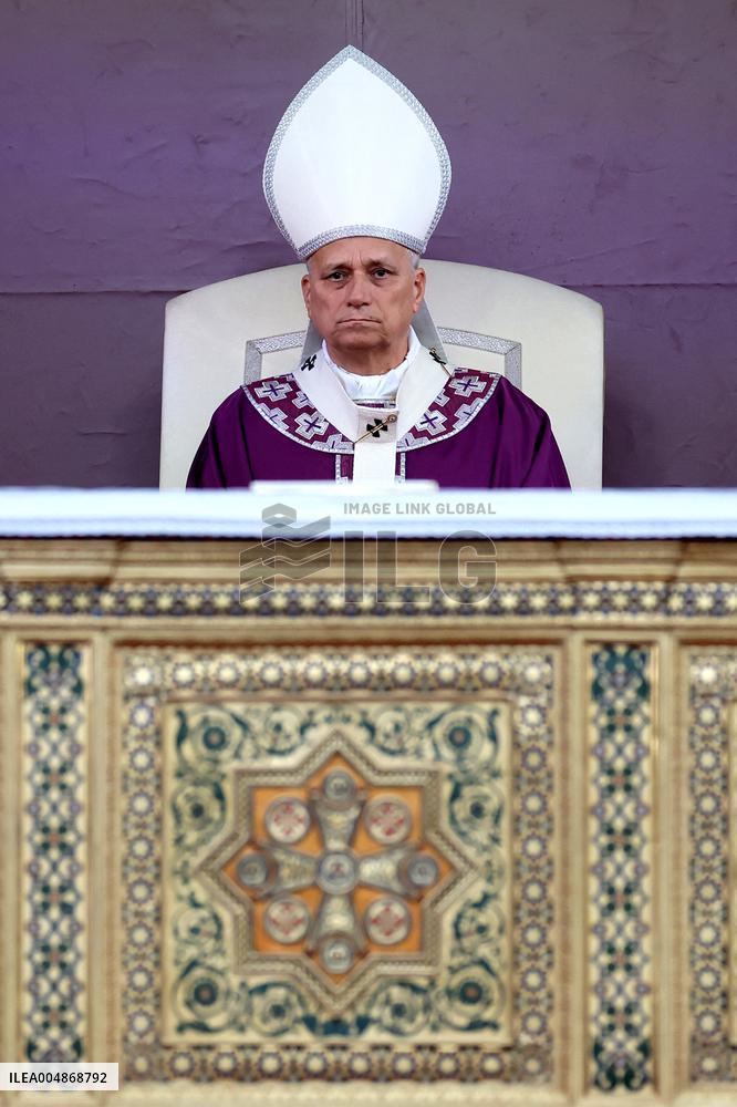 Pope Leone XIV Celebrates Mass at Verano Cemetery - Rome
