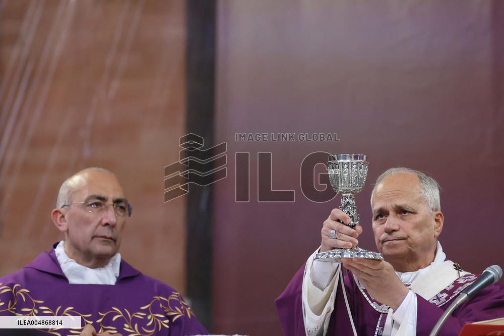 Pope Leone XIV Celebrates Mass at Verano Cemetery - Rome