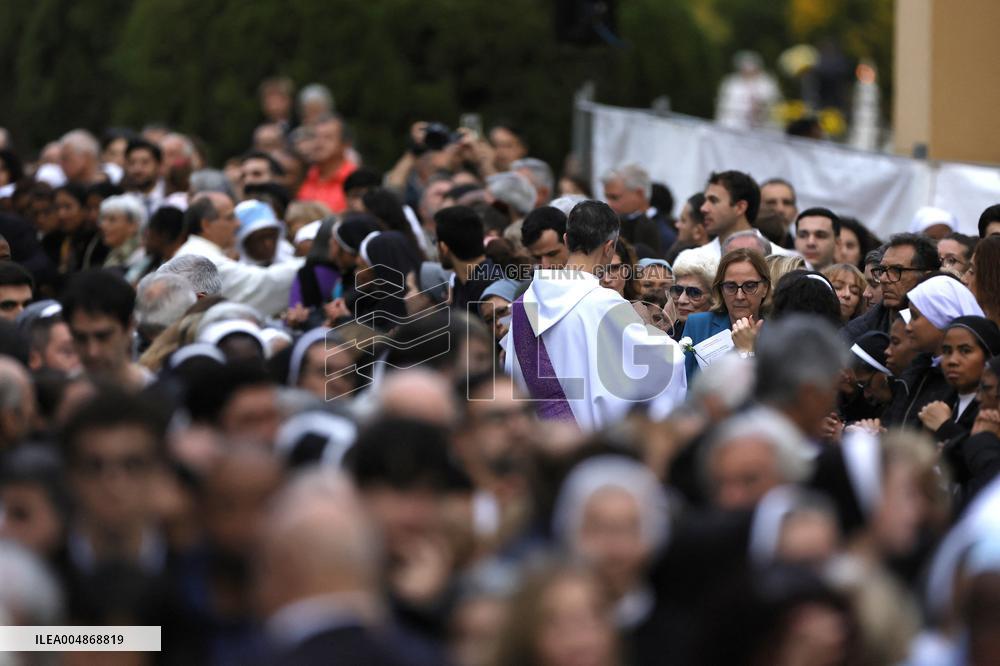 Pope Leone XIV Celebrates Mass at Verano Cemetery - Rome