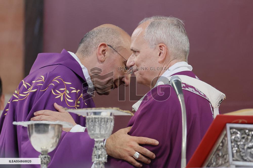 Pope Leone XIV Celebrates Mass at Verano Cemetery - Rome