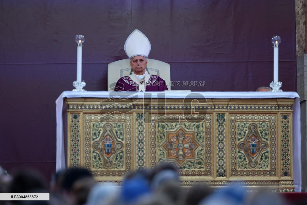Pope Leone XIV Celebrates Mass at Verano Cemetery - Rome