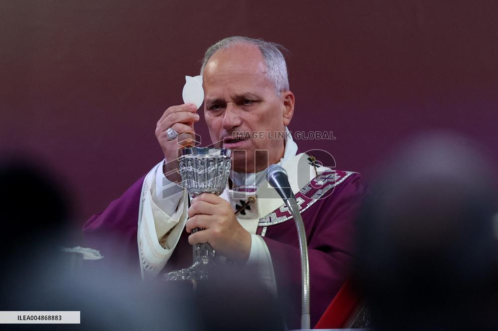Pope Leone XIV Celebrates Mass at Verano Cemetery - Rome