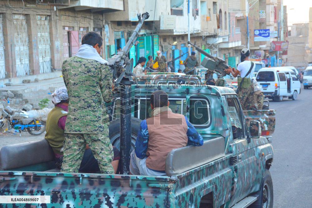 File - Yemeni Army Operation - Taiz