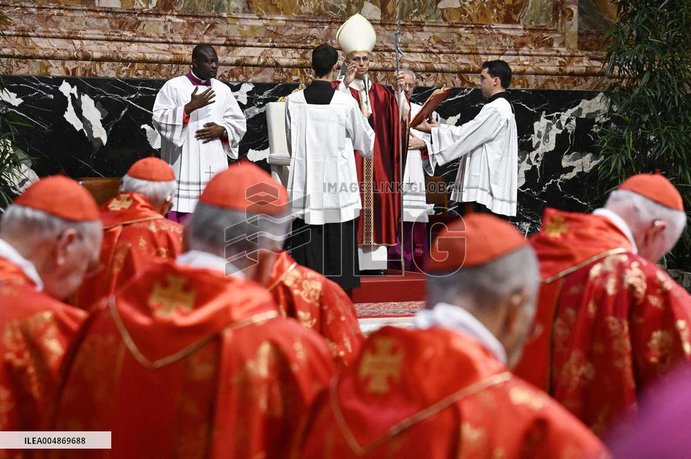 Pope Leo XIV At Mass For Deceased Pope Francis And Prelates - Vatican