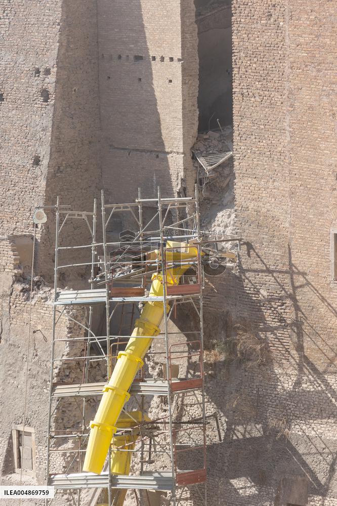 Collapse Of The Torre Dei Conti In The Imperial Forums - Rome