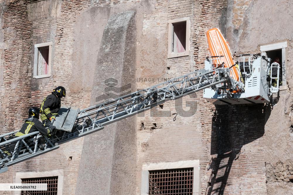 Collapse Of The Torre Dei Conti In The Imperial Forums - Rome
