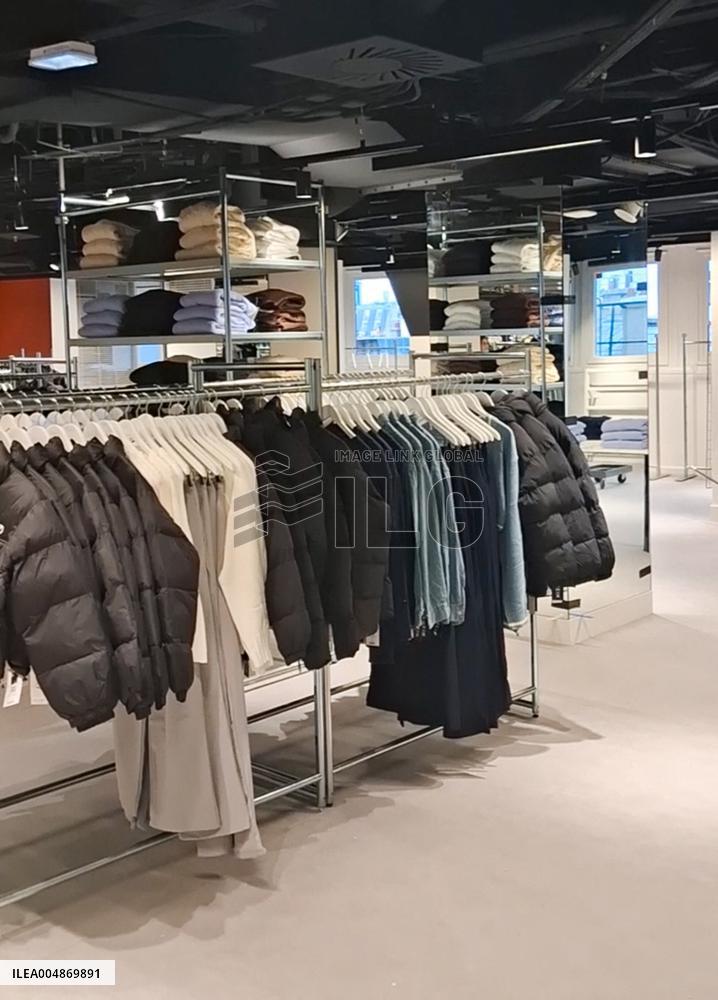 Preparation of the Shein Shop at BHV Before Its Opening - Paris