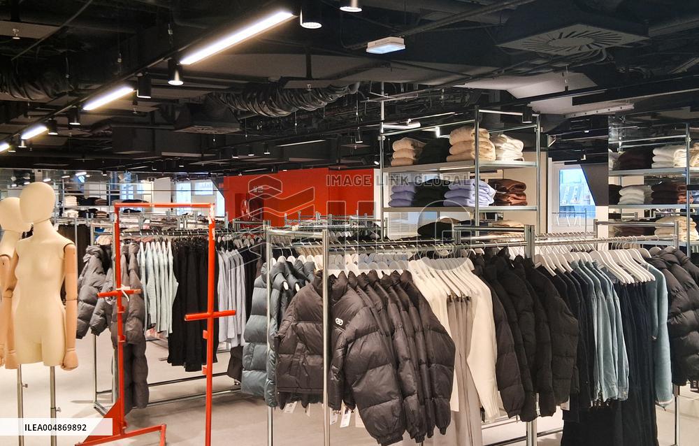 Preparation of the Shein Shop at BHV Before Its Opening - Paris