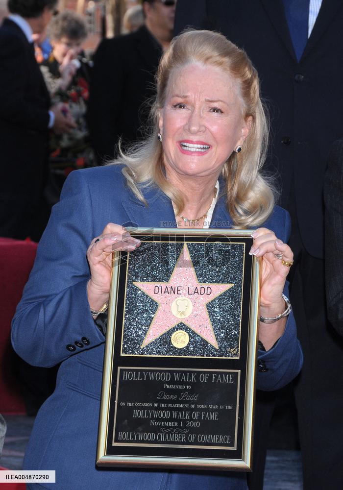 Bruce Dern, Laura Dern And Diane Ladd Honored with Stars on the Hollywood Walk of Fame