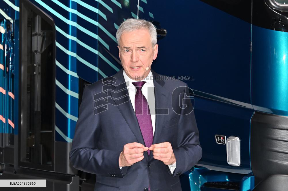 Japan Mobility Show 2025 Mitsubishi Fuso Truck and Bus Corporation Press Briefing