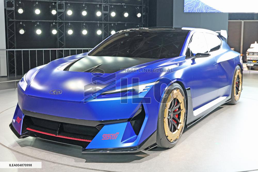 Subaru Performance-E STI Concept