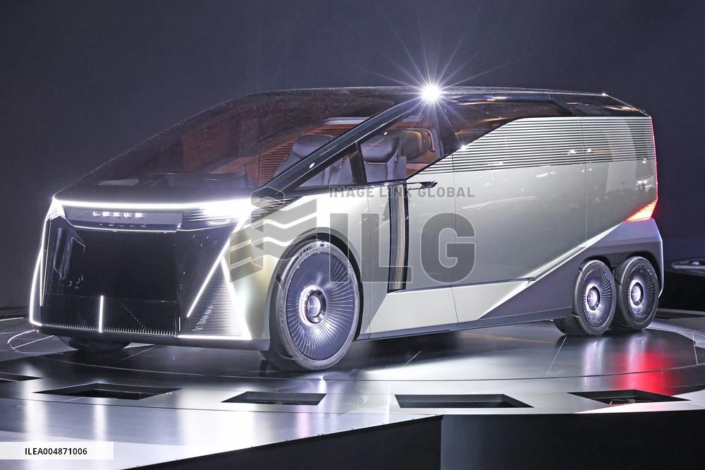 Toyota Lexus LS Concept