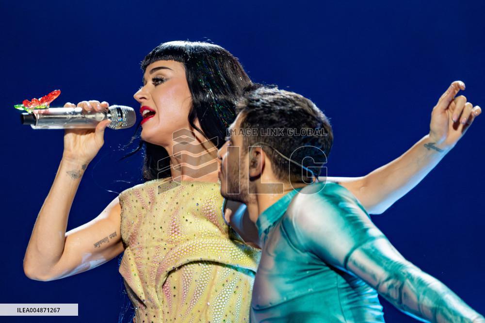 Katy Perry At The Life Times Tour 2025 - Casalecchio di Reno