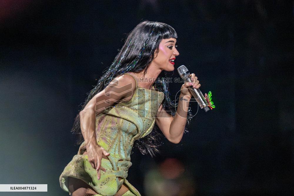 Katy Perry At The Life Times Tour 2025 - Casalecchio di Reno