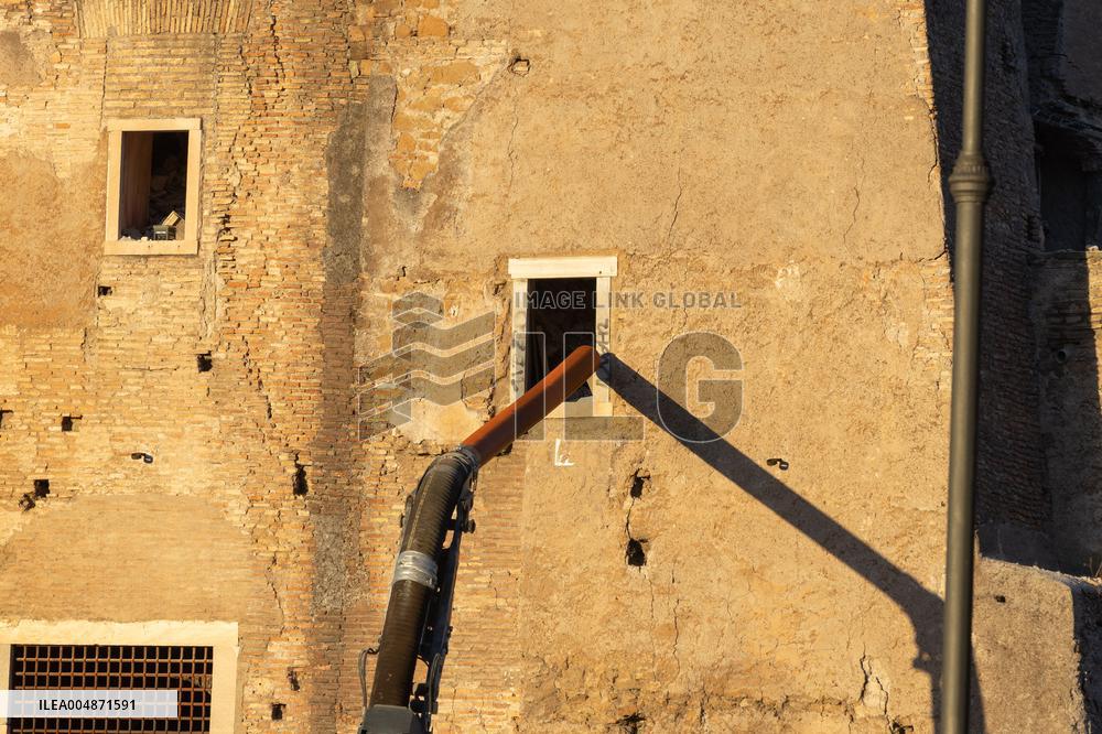 Worker Dies in Medieval Tower Collapse - Rome