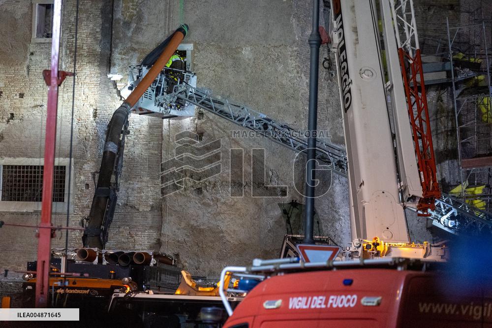 Worker Dies in Medieval Tower Collapse - Ro
