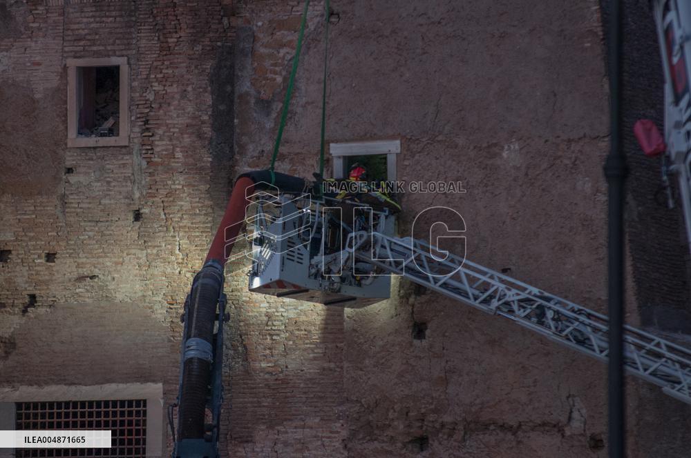 Worker Dies in Medieval Tower Collapse - Rome