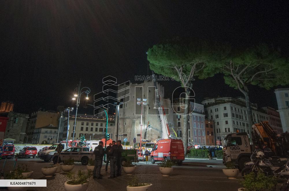 Worker Dies in Medieval Tower Collapse - Rome