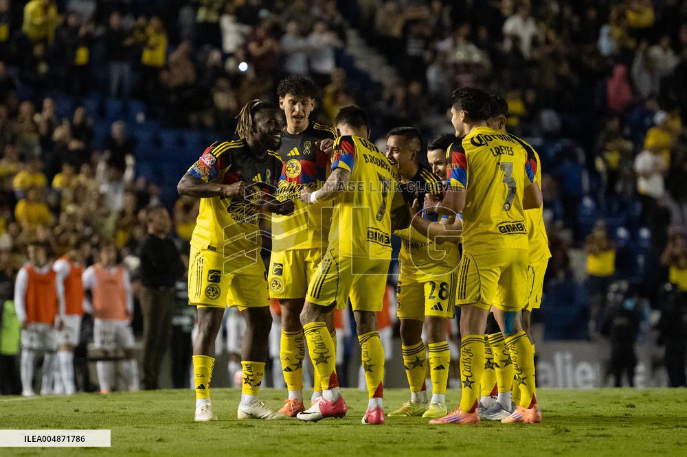 Liga MX - America v Leon