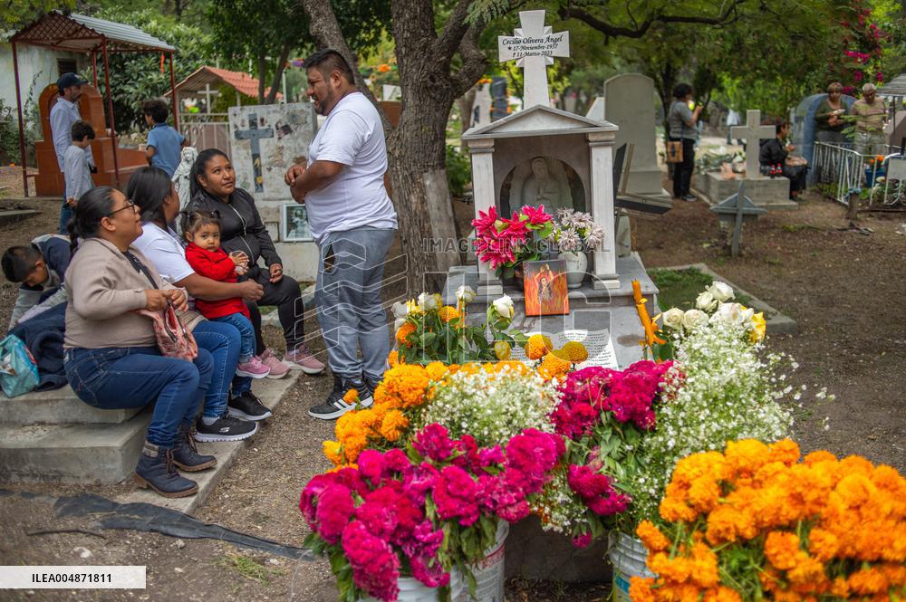People Visit Cemeteries on the Day of the Dead - Mexico