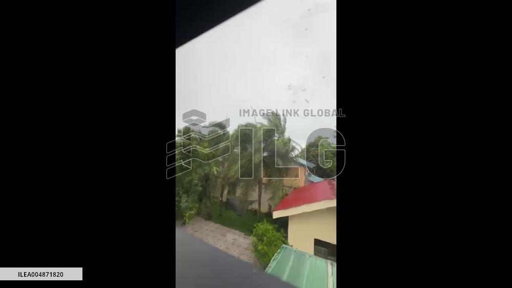 Philippines: Typhoon Kalmaegi Lashes Central Regions With Strong Winds and Heavy Rain