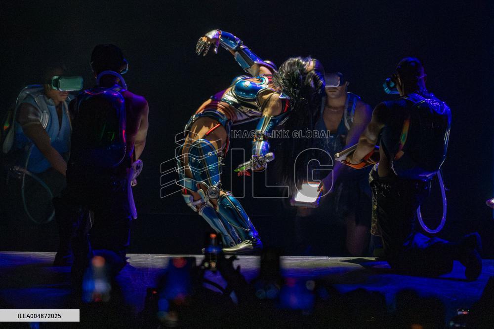 Katy Perry At The Life Times Tour 2025 - Casalecchio di Reno