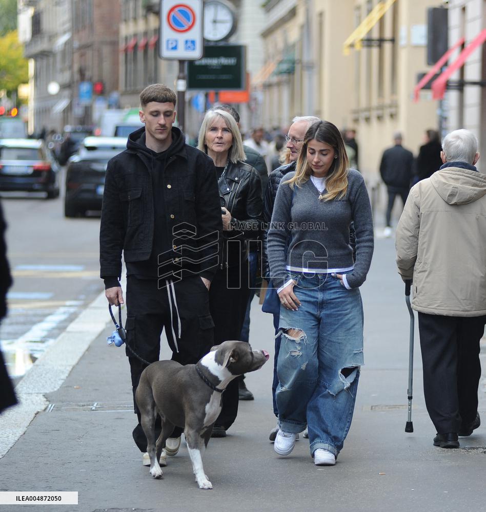 Alexis Saelemaekers Spotted In Milan With Family - Italy