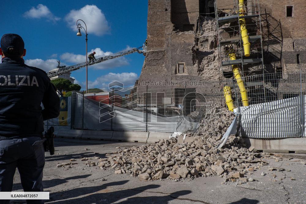 Worker Dies in Medieval Tower Collapse - Rome
