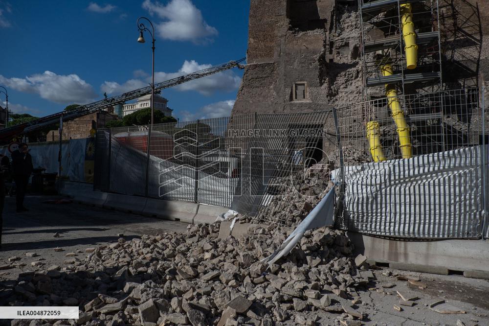 Worker Dies in Medieval Tower Collapse - Rome