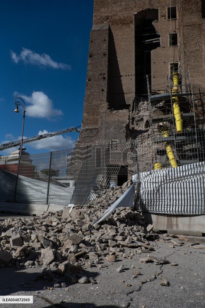 Worker Dies in Medieval Tower Collapse - Rome