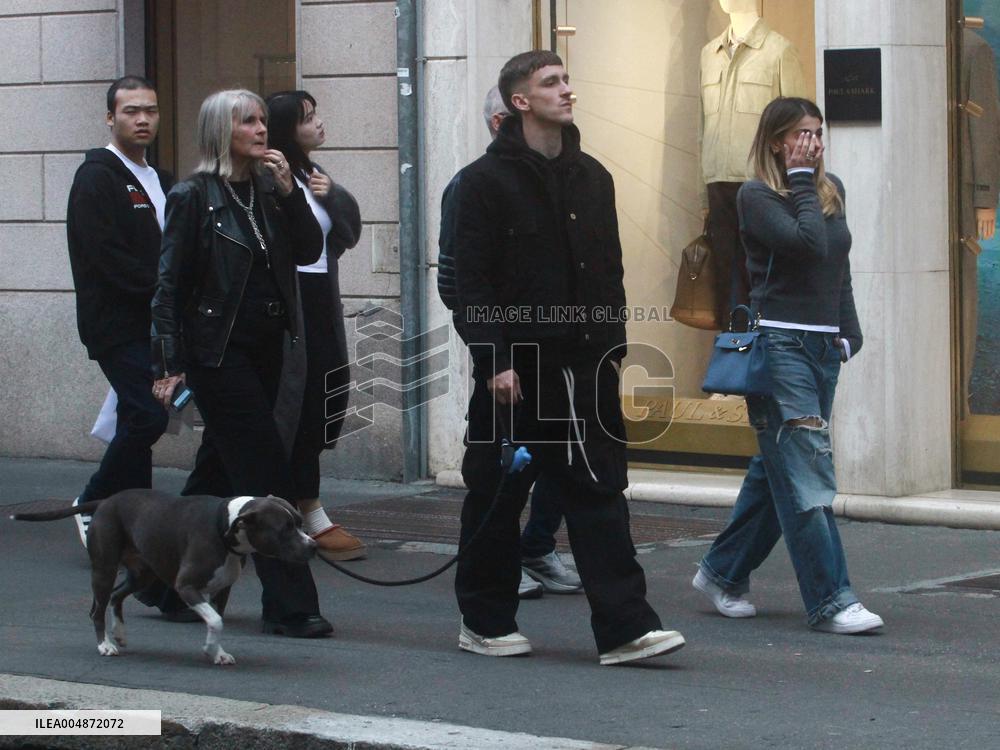 Alexis Saelemaekers Spotted In Milan With Family - Italy