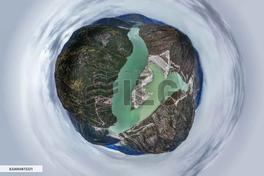 World Highest Dam Shuangjiangkou Hydropower Station Construction