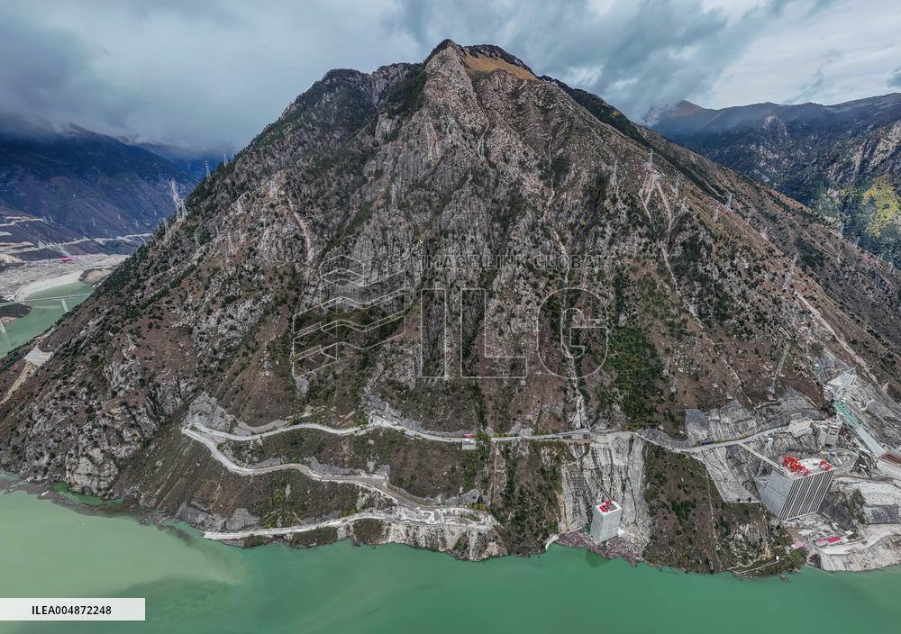 World Highest Dam Shuangjiangkou Hydropower Station Construction