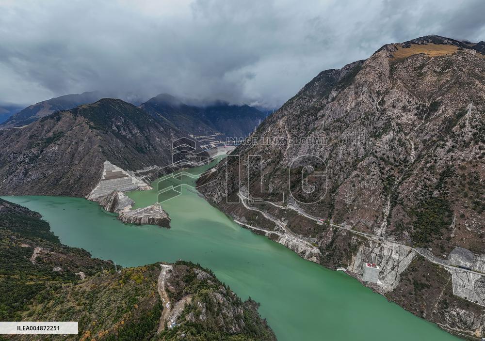 World Highest Dam Shuangjiangkou Hydropower Station Construction