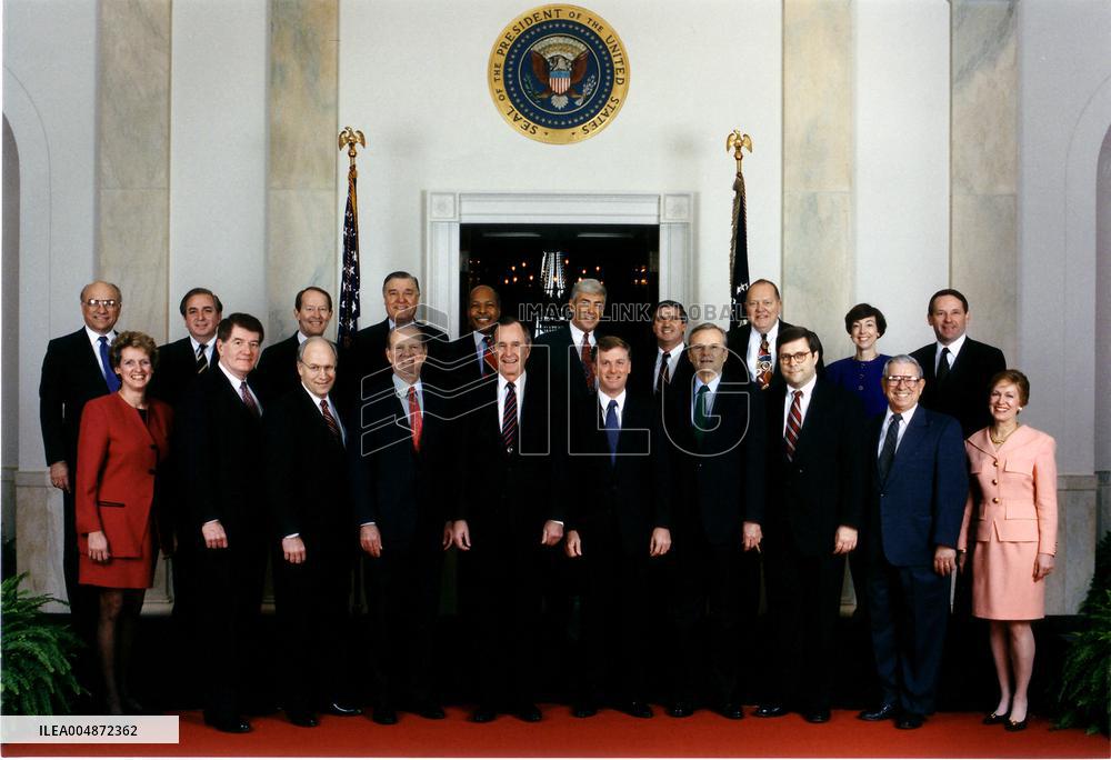 1992 Official George H.W. Bush Cabinet Photograph