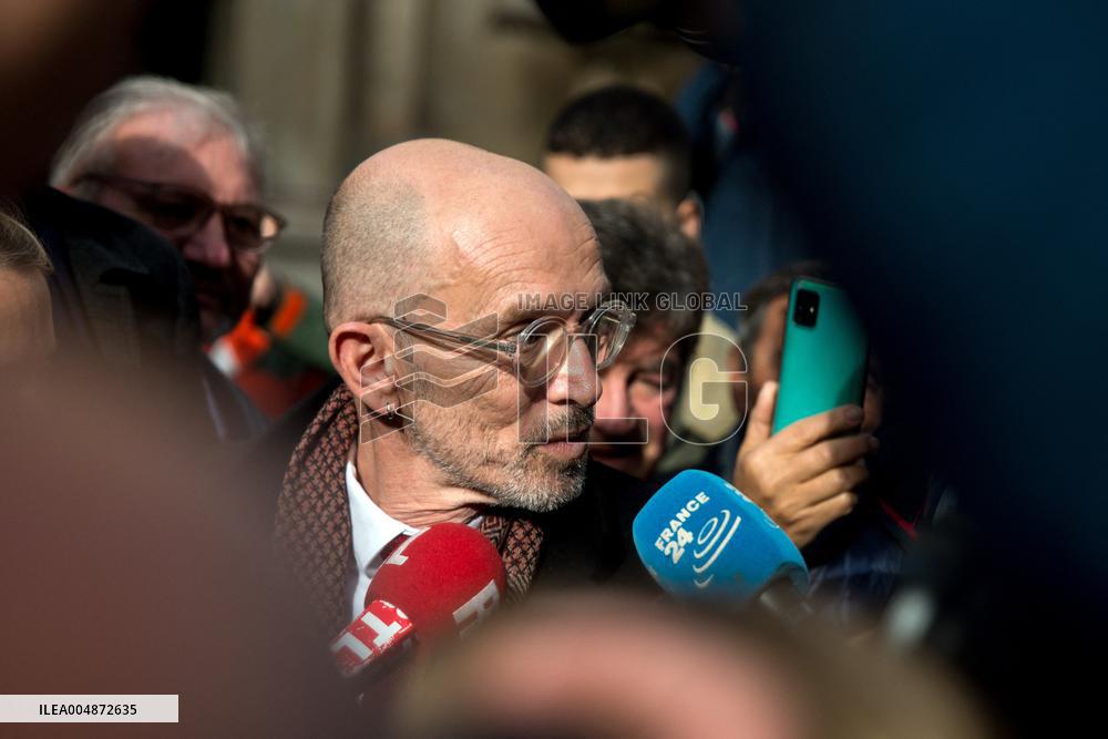 Laurent Mauvignier Wins Goncourt Prize For “La Maison Vide” - Paris