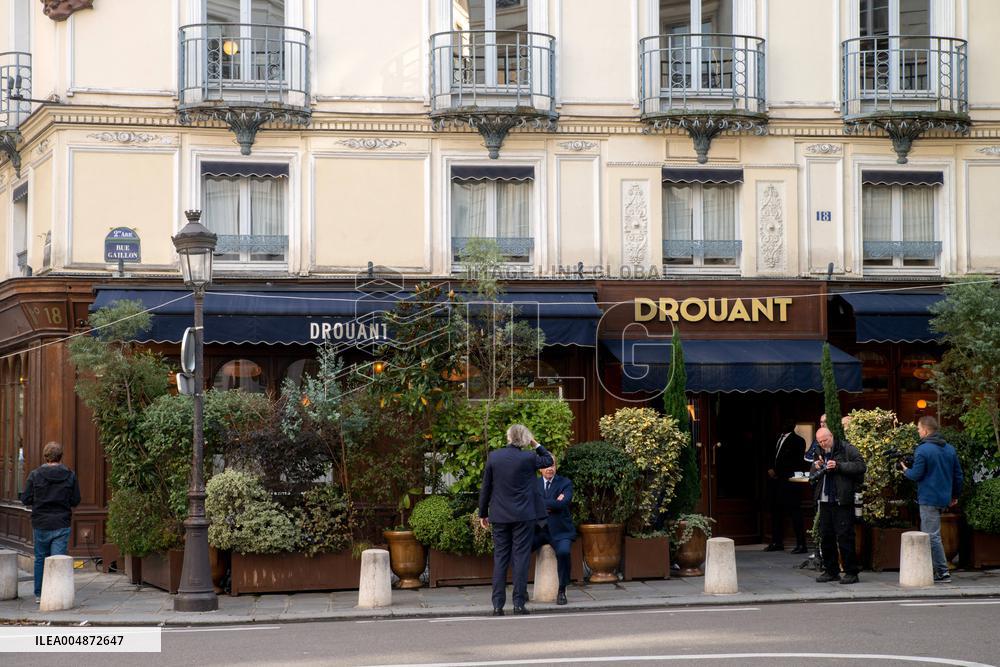 Laurent Mauvignier Wins Goncourt Prize For “La Maison Vide” - Paris