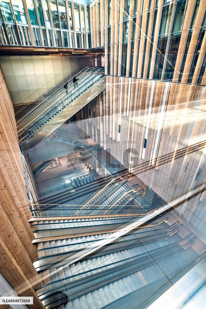 Illustration - Saint-Denis Pleyel Station - Paris Express