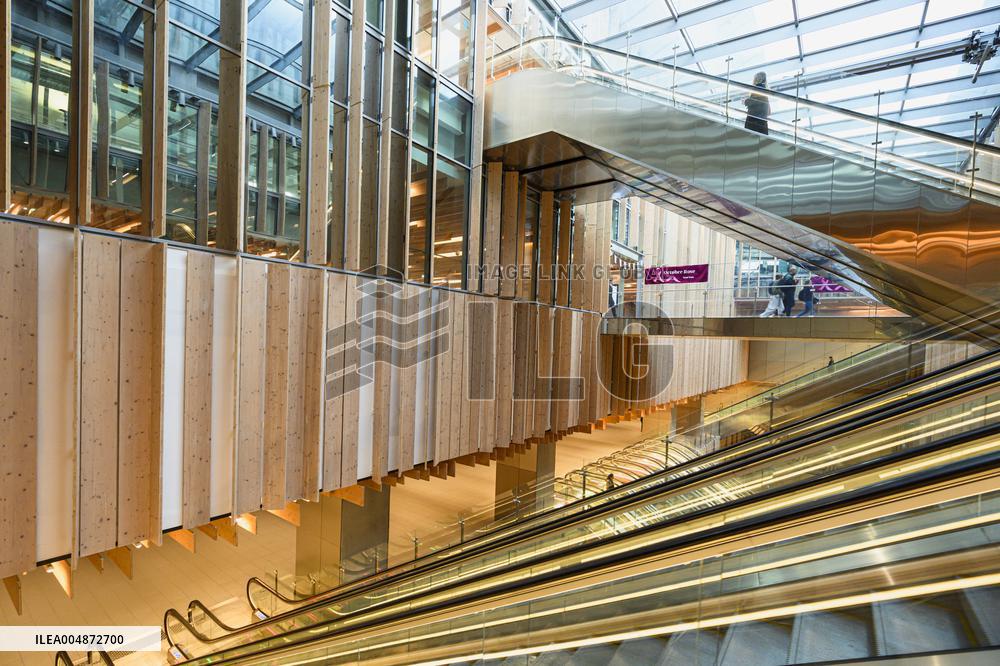 Illustration - Saint-Denis Pleyel Station - Paris Express