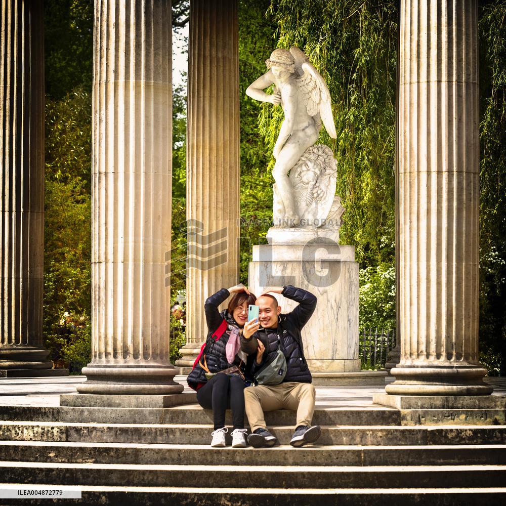 Illustration - Versailles