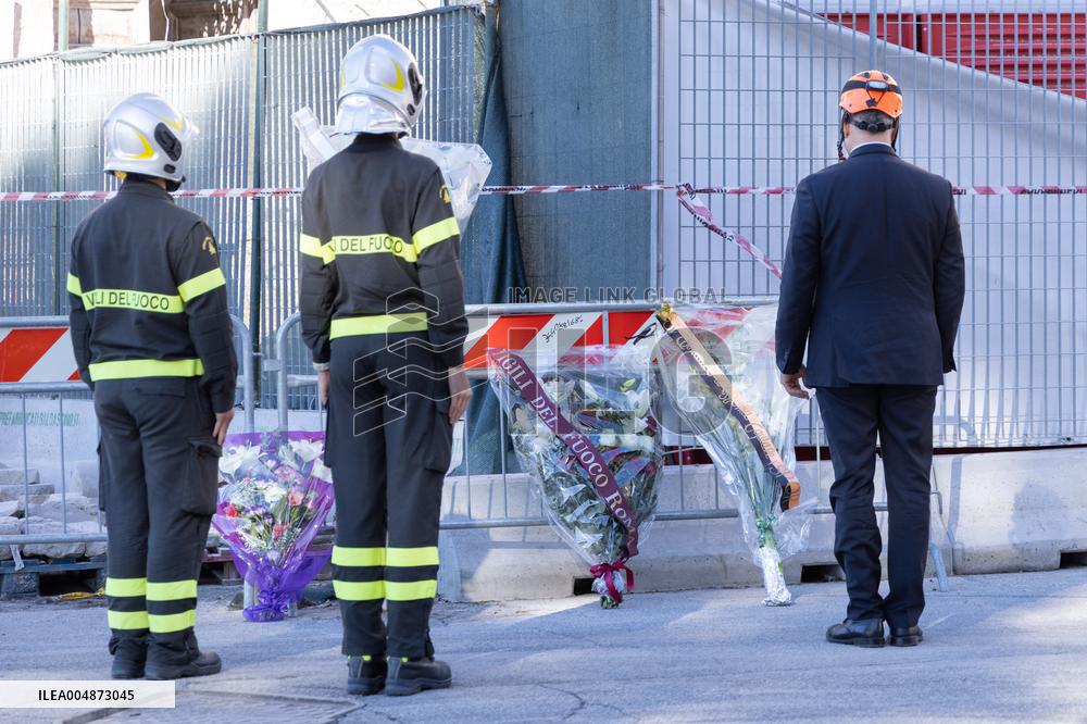 Tribute To The Worker Who Died Following The Collapse Of The Torre Dei Conti - Rome